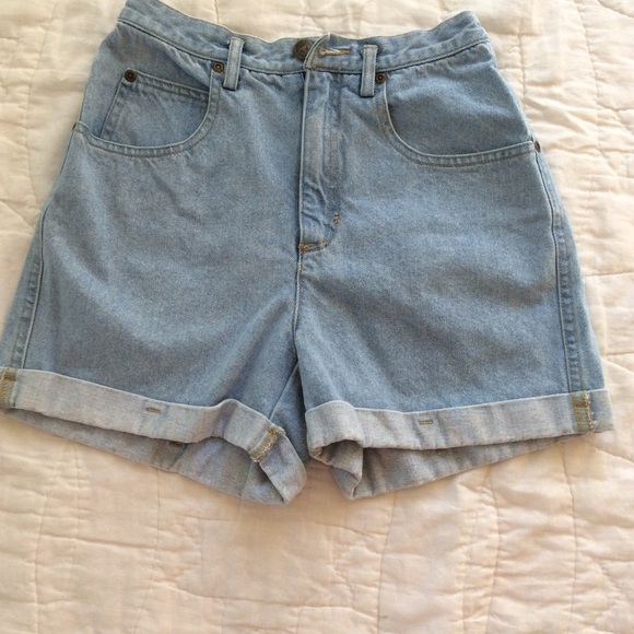 liz claiborne jean shorts
